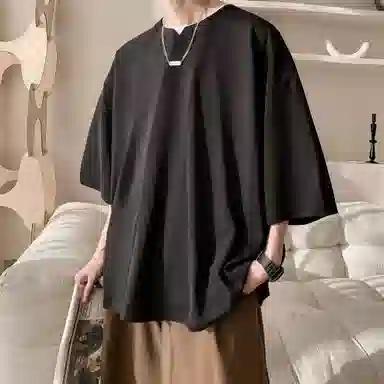 URBAN AUTHENTIC T