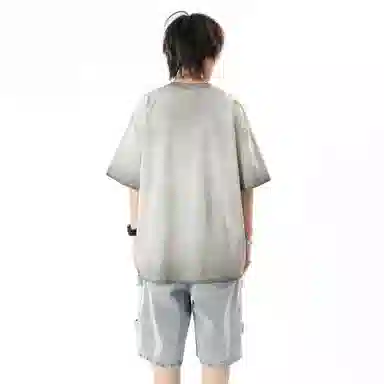 URBAN AUTHENTIC T