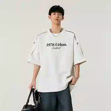 URBAN AUTHENTIC LOGOT