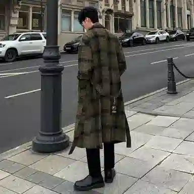 URBAN AUTHENTIC