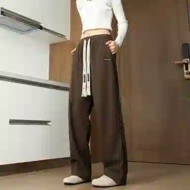 URBAN AUTHENTIC logo