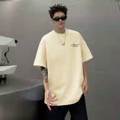 URBAN AUTHENTIC logoT