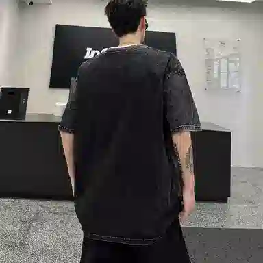 URBAN AUTHENTIC LOGOT