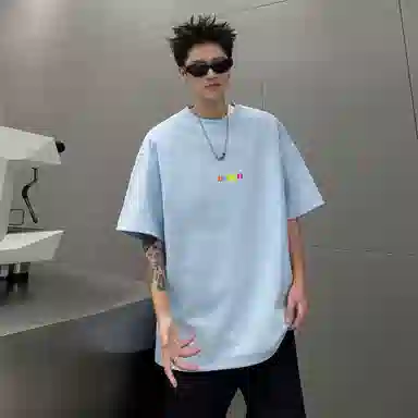 URBAN AUTHENTIC logoT