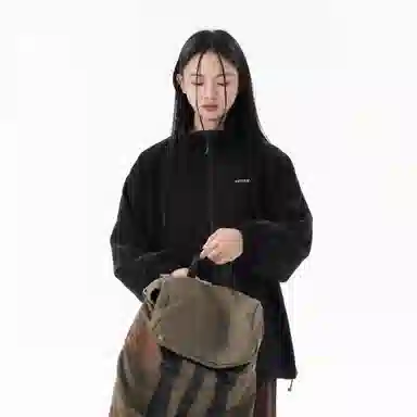 URBAN AUTHENTIC