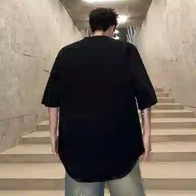 URBAN AUTHENTIC logoT