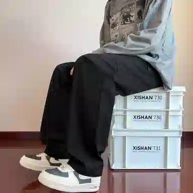 URBAN AUTHENTIC