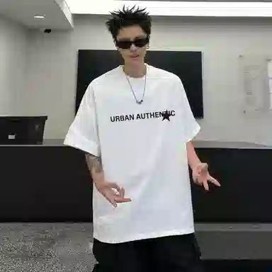 URBAN AUTHENTIC logoT