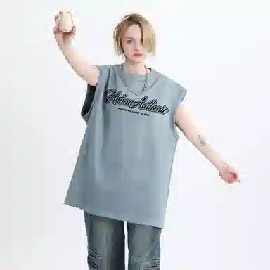 URBAN AUTHENTIC logoT