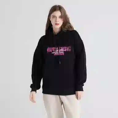 URBAN AUTHENTIC logo