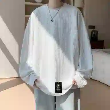 URBAN AUTHENTIC T