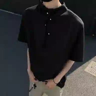 URBAN AUTHENTIC T