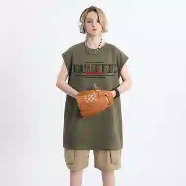 URBAN AUTHENTIC logoT