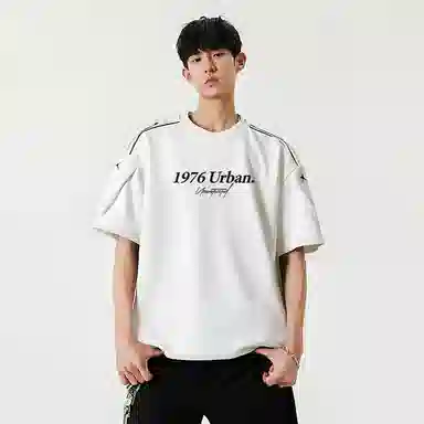 URBAN AUTHENTIC LOGOT