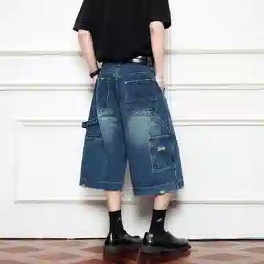 URBAN AUTHENTIC