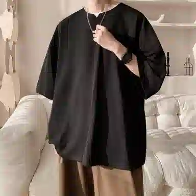 URBAN AUTHENTIC T
