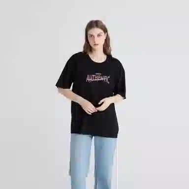 URBAN AUTHENTIC logoT