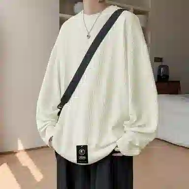 URBAN AUTHENTIC T