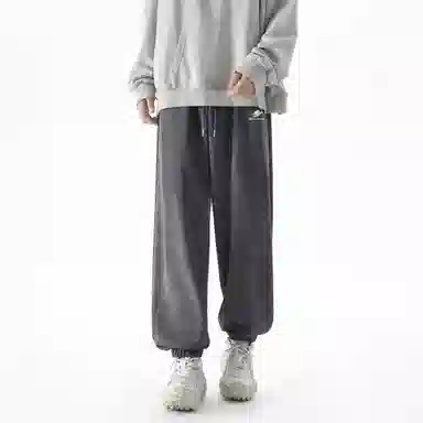 URBAN AUTHENTIC Logo