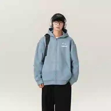 URBAN AUTHENTIC