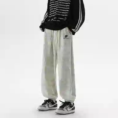 URBAN AUTHENTIC Logo