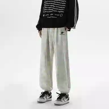 URBAN AUTHENTIC Logo