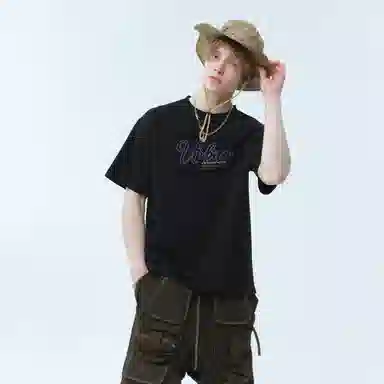 URBAN AUTHENTIC LogoT