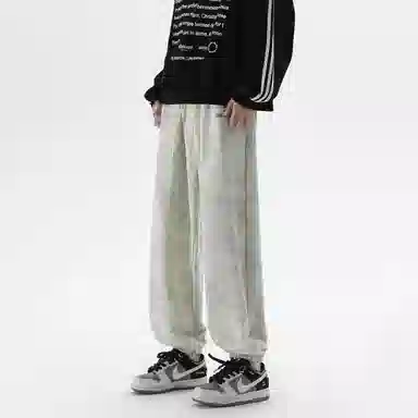 URBAN AUTHENTIC Logo