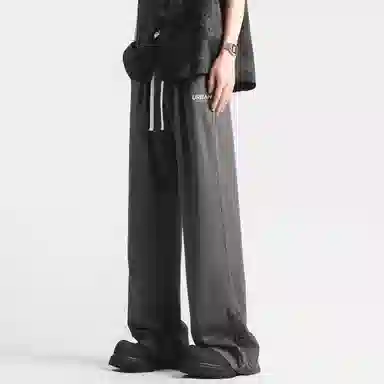 URBAN AUTHENTIC Logo