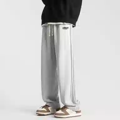 URBAN AUTHENTIC logo