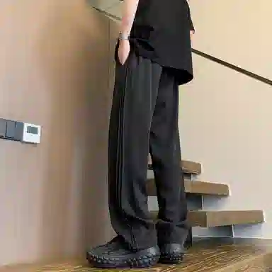 URBAN AUTHENTIC vibe