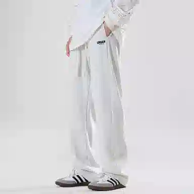 URBAN AUTHENTIC logo