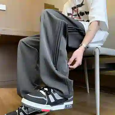 URBAN AUTHENTIC vibe