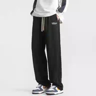 URBAN AUTHENTIC logo