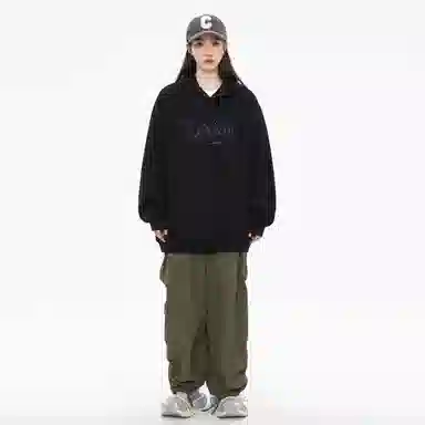 URBAN AUTHENTIC LogoT