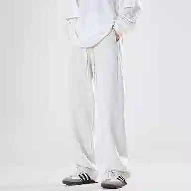 URBAN AUTHENTIC logo