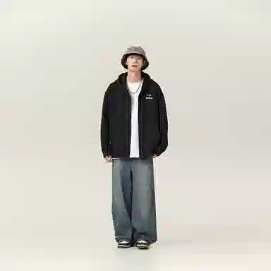 URBAN AUTHENTIC
