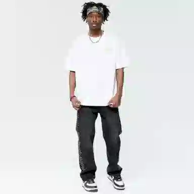 URBAN AUTHENTIC T