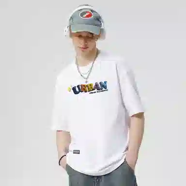 URBAN AUTHENTIC T