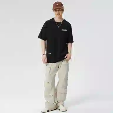 URBAN AUTHENTIC T