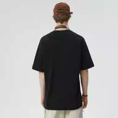 URBAN AUTHENTIC LogoT