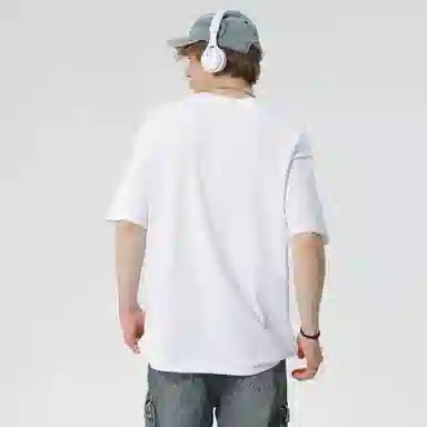 URBAN AUTHENTIC LogoT