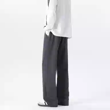 URBAN AUTHENTIC logo