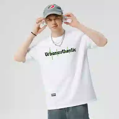 URBAN AUTHENTIC T