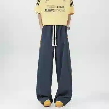 URBAN AUTHENTIC logo