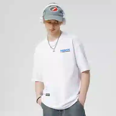 URBAN AUTHENTIC T