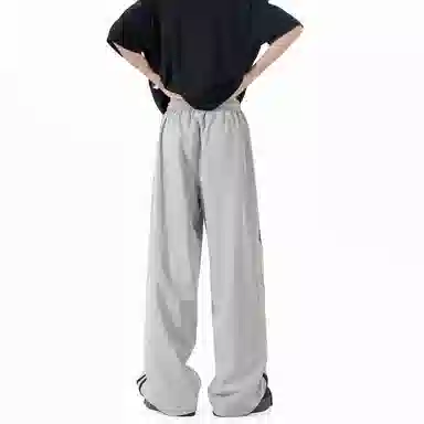 URBAN AUTHENTIC logo