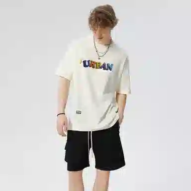 URBAN AUTHENTIC T