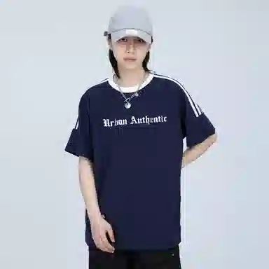 URBAN AUTHENTIC T