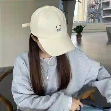 木林森 镂空宝贝小熊刺绣软顶韩版可爱甜美风大头围显脸小遮阳 棉 鸭舌帽 男女同款情侣款